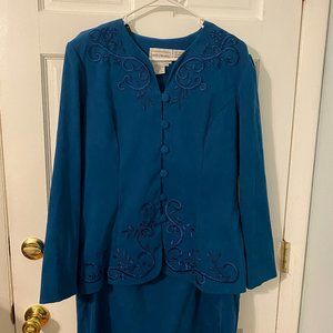 Karin Steven's 2 piece set Size 12
